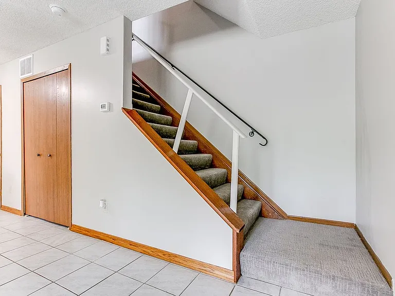 7505 Villa Ct — Photo 6