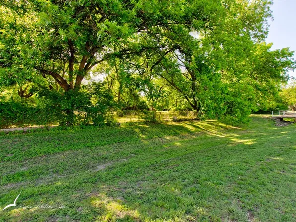 214 Marion St, Clyde, TX 79510