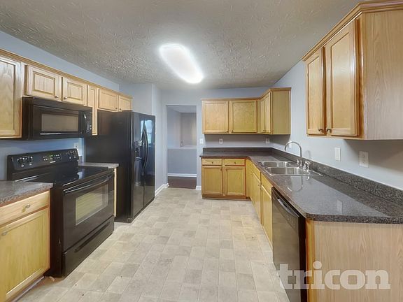 5th image of 3275 River Ln SE