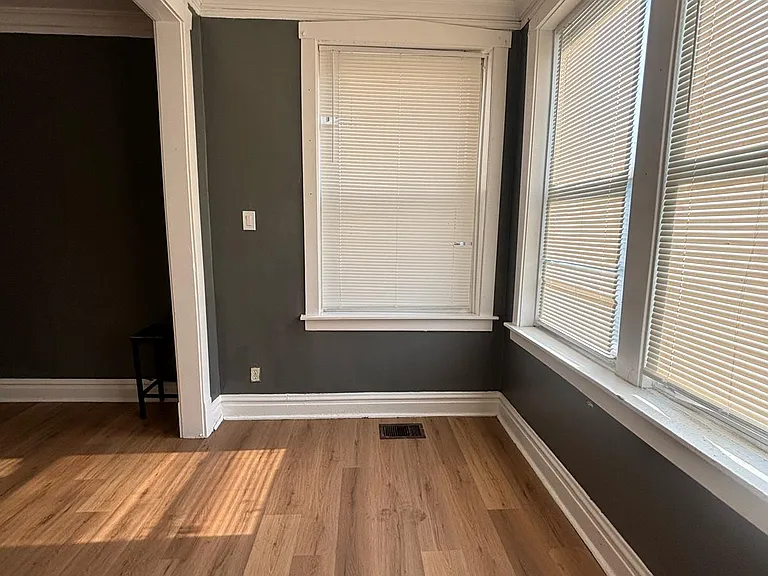 1149 S Austin Blvd #1 — Photo 9