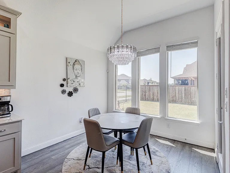 7597 Sanctuary Dr — Photo 18