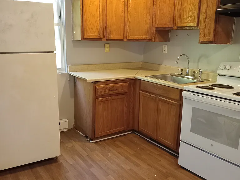 88 Olive St #1 — Photo 3