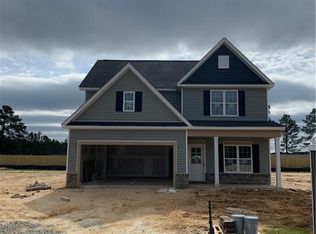 543 Weston Woods St, Raeford, NC 28376