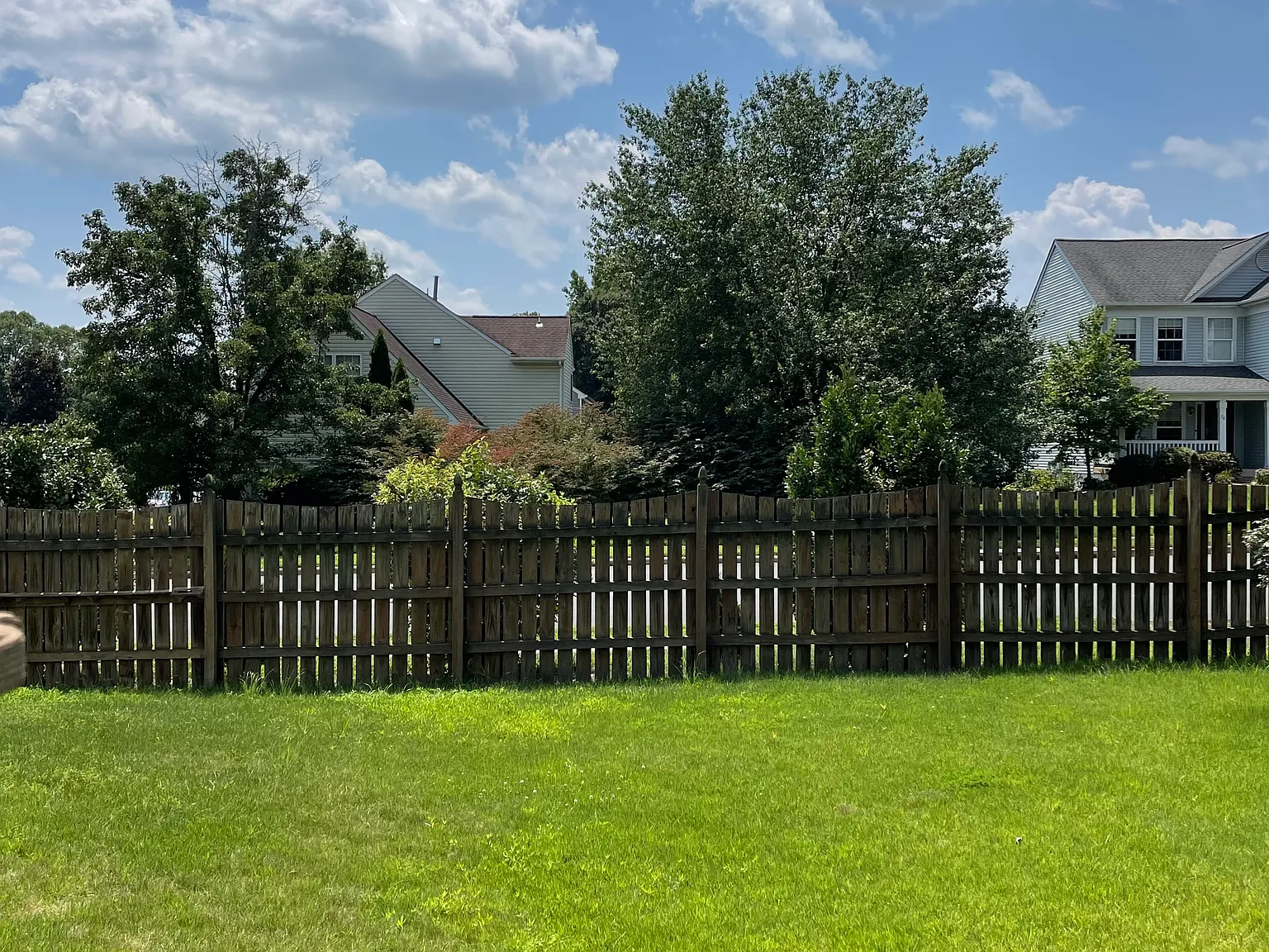 4 bed, 2700 sqft, $3,300 — Photo 3