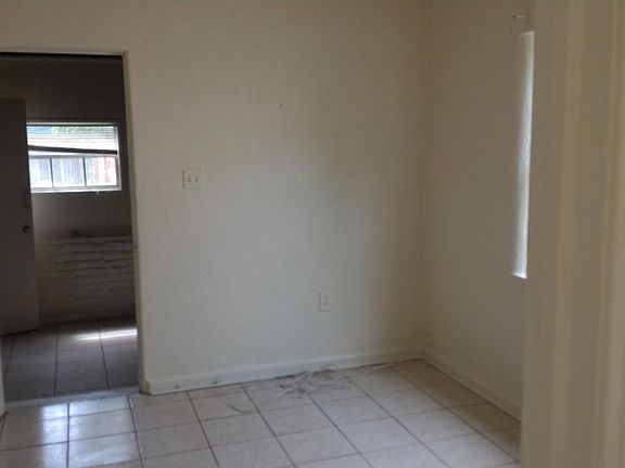 5th image of 4616 46th St N