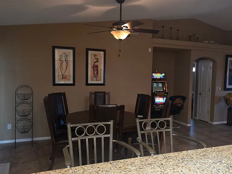2121 E Desert Lakes Dr — Photo 14