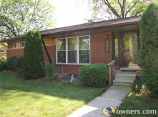 302 Coolidge Dr, Midland, MI