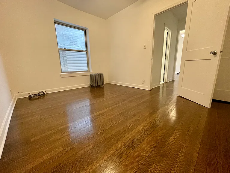 1446 W Winnemac Ave #1B — Photo 7