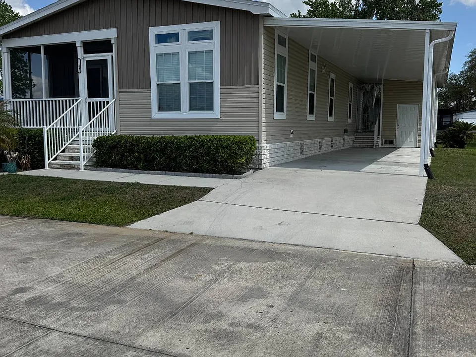 134 Clover Ct