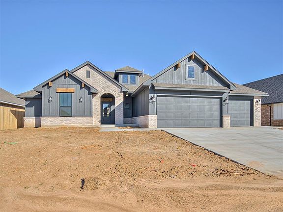 3rd image of 2505 Birmingham Dr