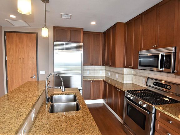 3rd image of 610 E Market St Unit 3113