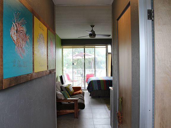 3rd image of 18399 Gulf Blvd APT 377