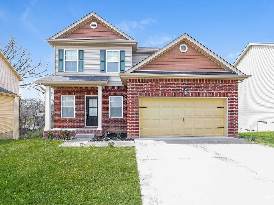 5001 Luker Ln