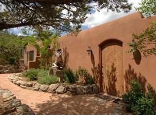 97 La Barbaria Rd, Santa Fe, NM 87505