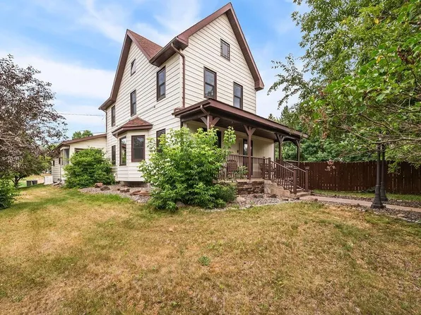 401 River Bluff Ave, Sandstone, MN 55072