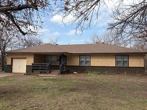 5th image of 913 SW 65th St