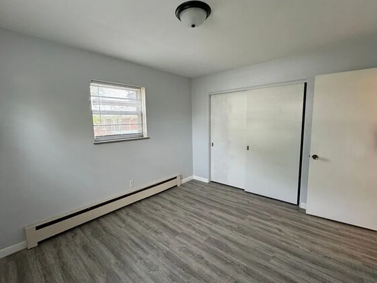 2301 W Lawrence Ave #1 — Photo 5
