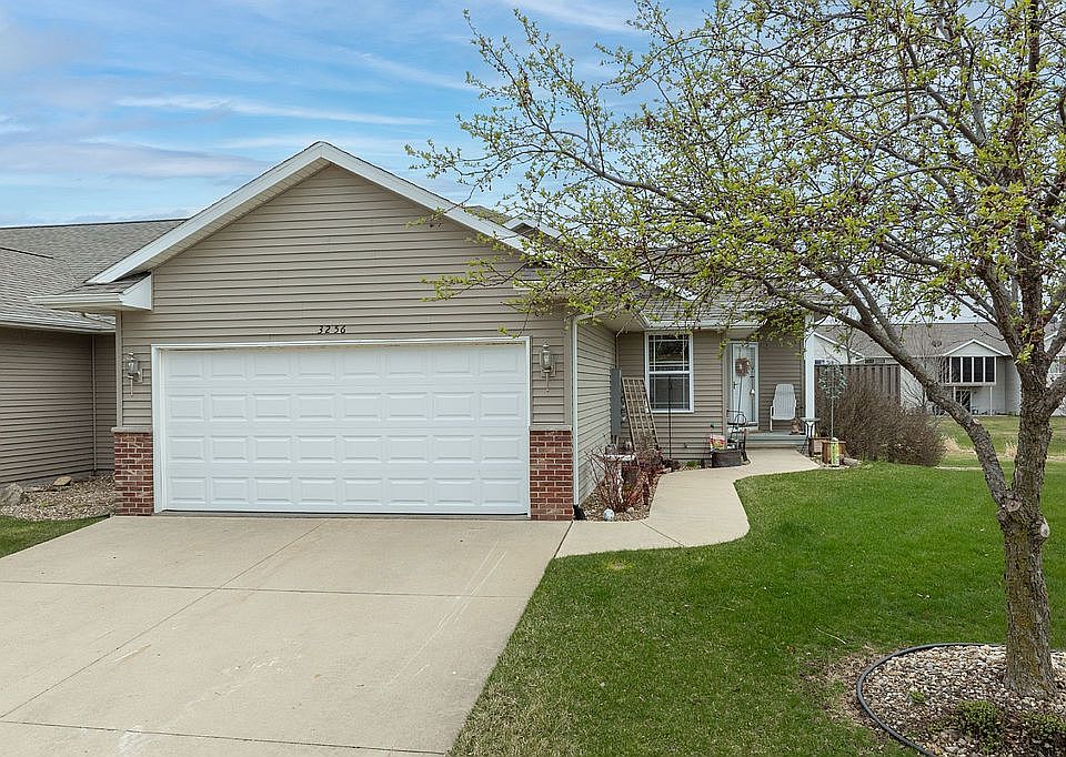 1st image of 3256 Prairie Bend Cir