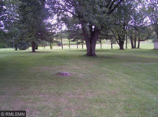746 State St N, Eden Valley, MN 55329