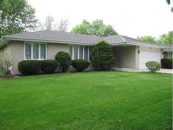 1st image of 15406 Primrose Ct