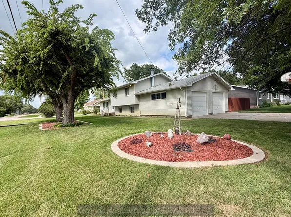 2705 Saint Paul Rd, Grand Island, NE 68801