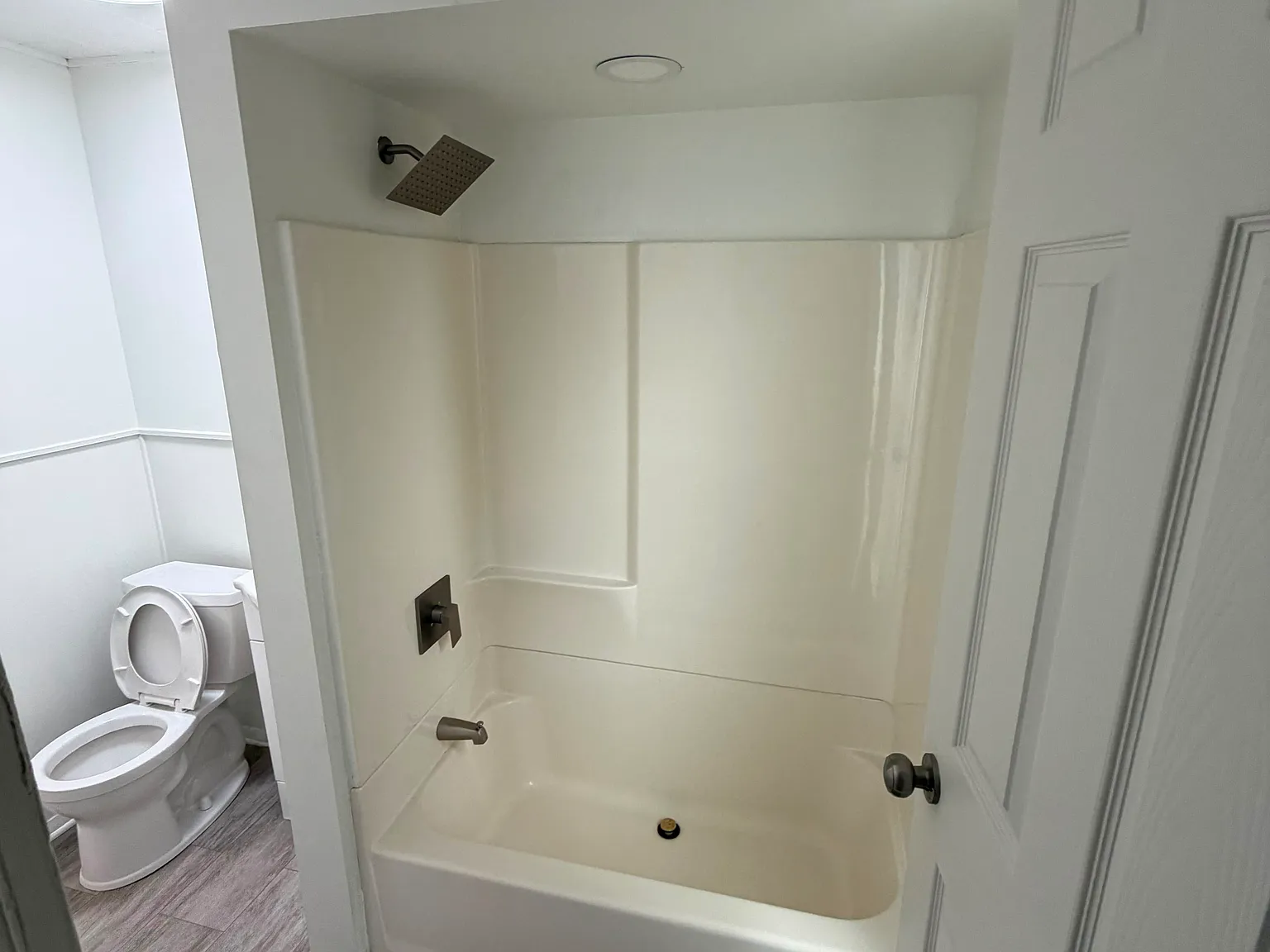 3 bed, 1800 sqft, $1,295 — Photo 3