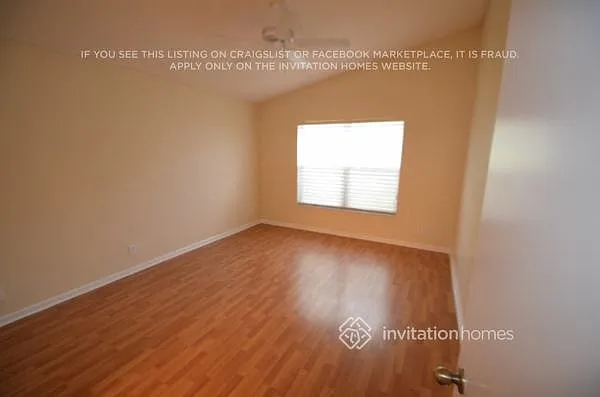 4912 SW 32nd Way — Photo 6