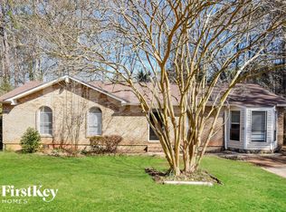 6152 Deerfield Ct, Morrow, GA 30260