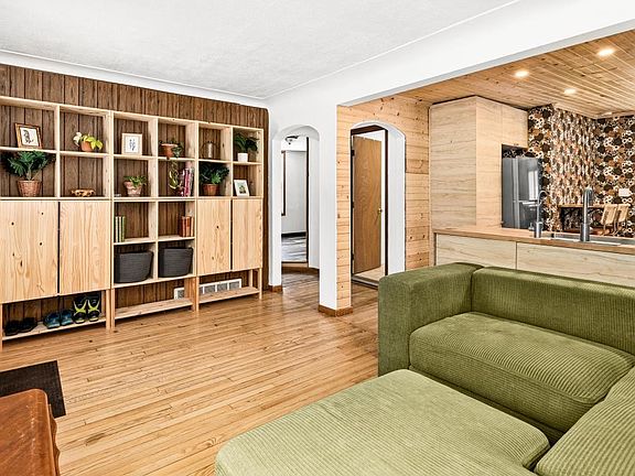 5th image of 4229 Fayre Rd