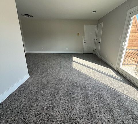3rd image of 204 Plum Creek Dr APT 4
