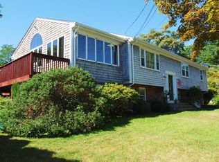 33 Belvedere Ave, Barrington, RI 02806