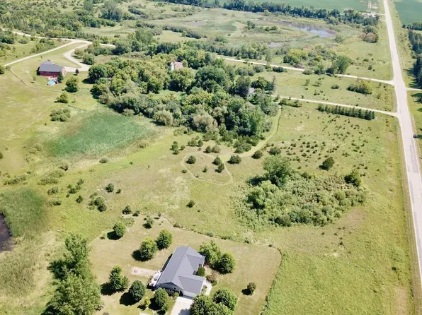 195th Ave NE, New London, MN 56273