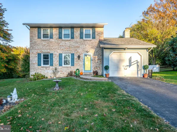 139 Whittier Ln, Lancaster, PA 17602