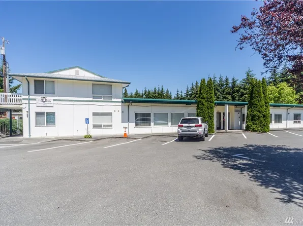 11704 Rhody Dr, Pt Hadlock, WA 98339