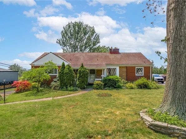 1228 Pinewood Dr, Pittsburgh, PA 15243