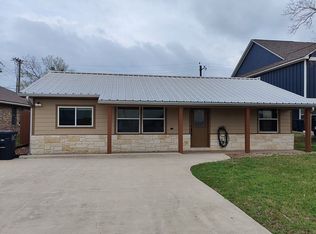 210 Poplar St, College Station, TX 77840