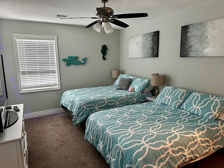 Two fulls bedroom