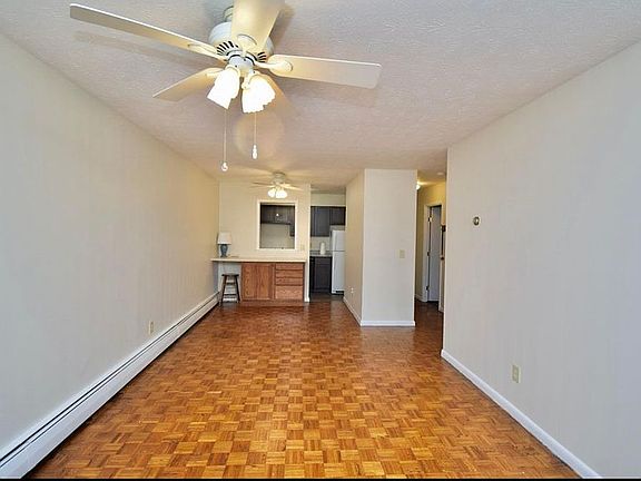 4th image of 4908 Chalet Dr APT 3