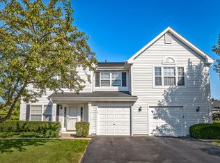 1172 Orleans Dr, Mundelein, IL 60060