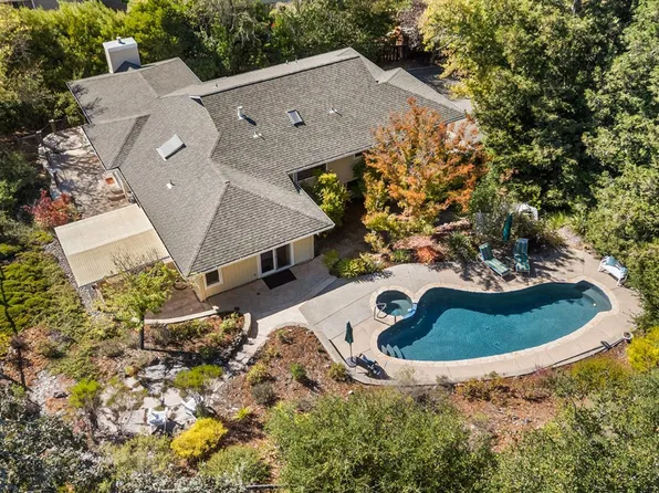 4702 Hillsboro Circle, Santa Rosa, CA 95405