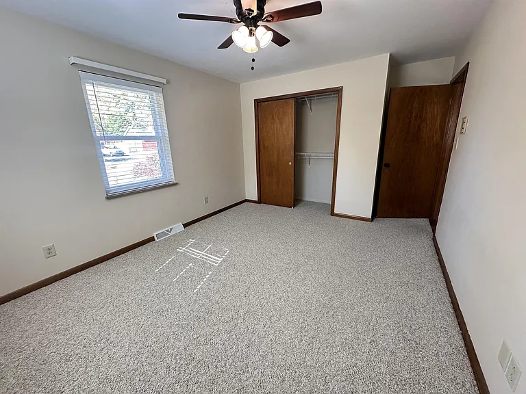 1760 Scenic Dr — Photo 10