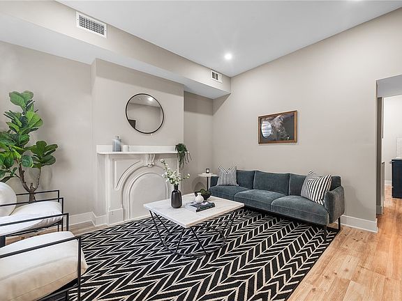 4th image of 106 44th St