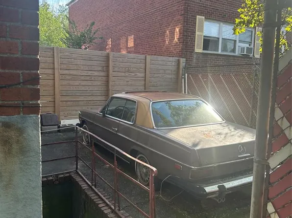 117-02 227th Street image 3 of 14