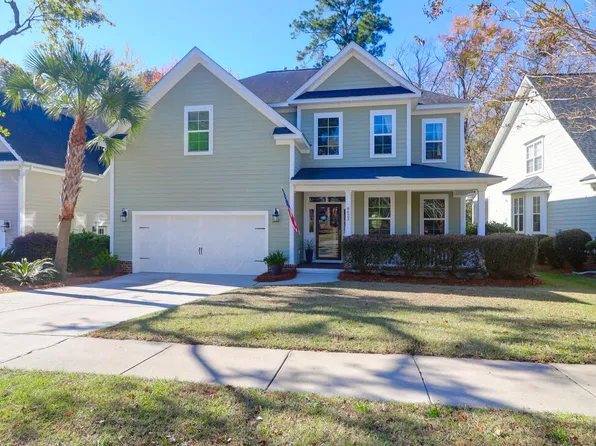8623 Woodland Walk, North Charleston, SC 29420