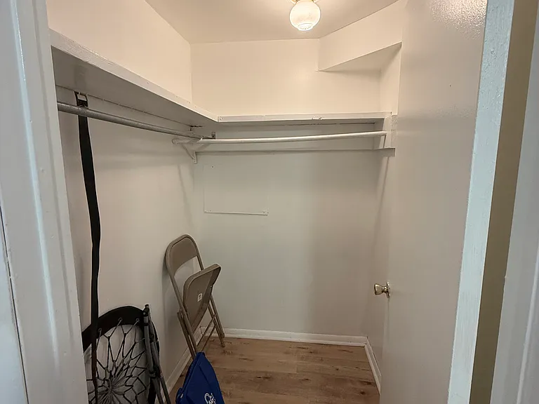 120-120A E Main St #B — Photo 7