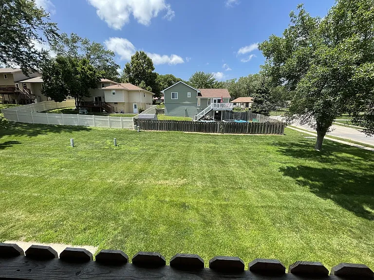 12814 S 28th Ave — Photo 7
