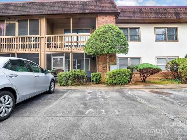 427 6th Ave W APT A-11, Hendersonville, NC 28739