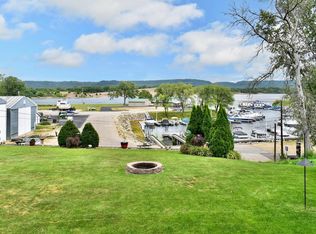 1115 Rustic Ln, Wabasha, MN 55981