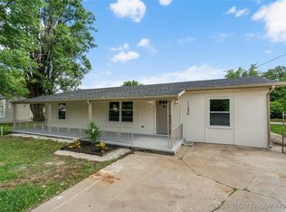 11056 E 99th St N, Owasso, OK 74055