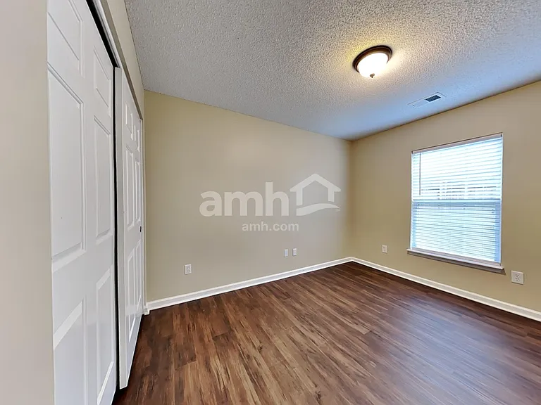 304 Southport Dr — Photo 13